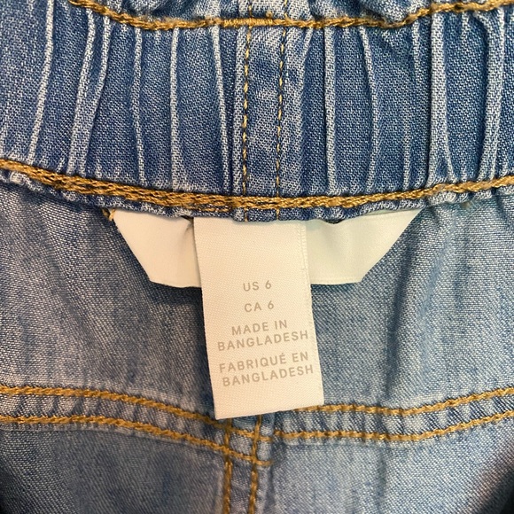 H&M jean shorts size 6 - Picture 3 of 5